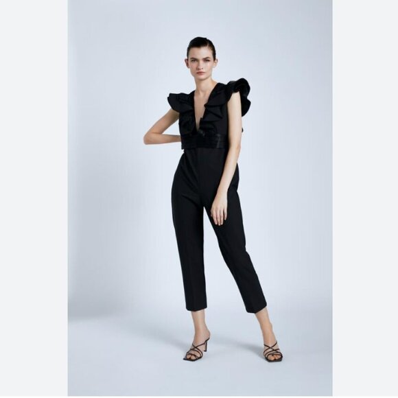 ZARA BLACK RUFFLE V-NECK SATIN WAISTLINE JUMPSUIT STYLE 8758/413/800 - S - Picture 2 of 12